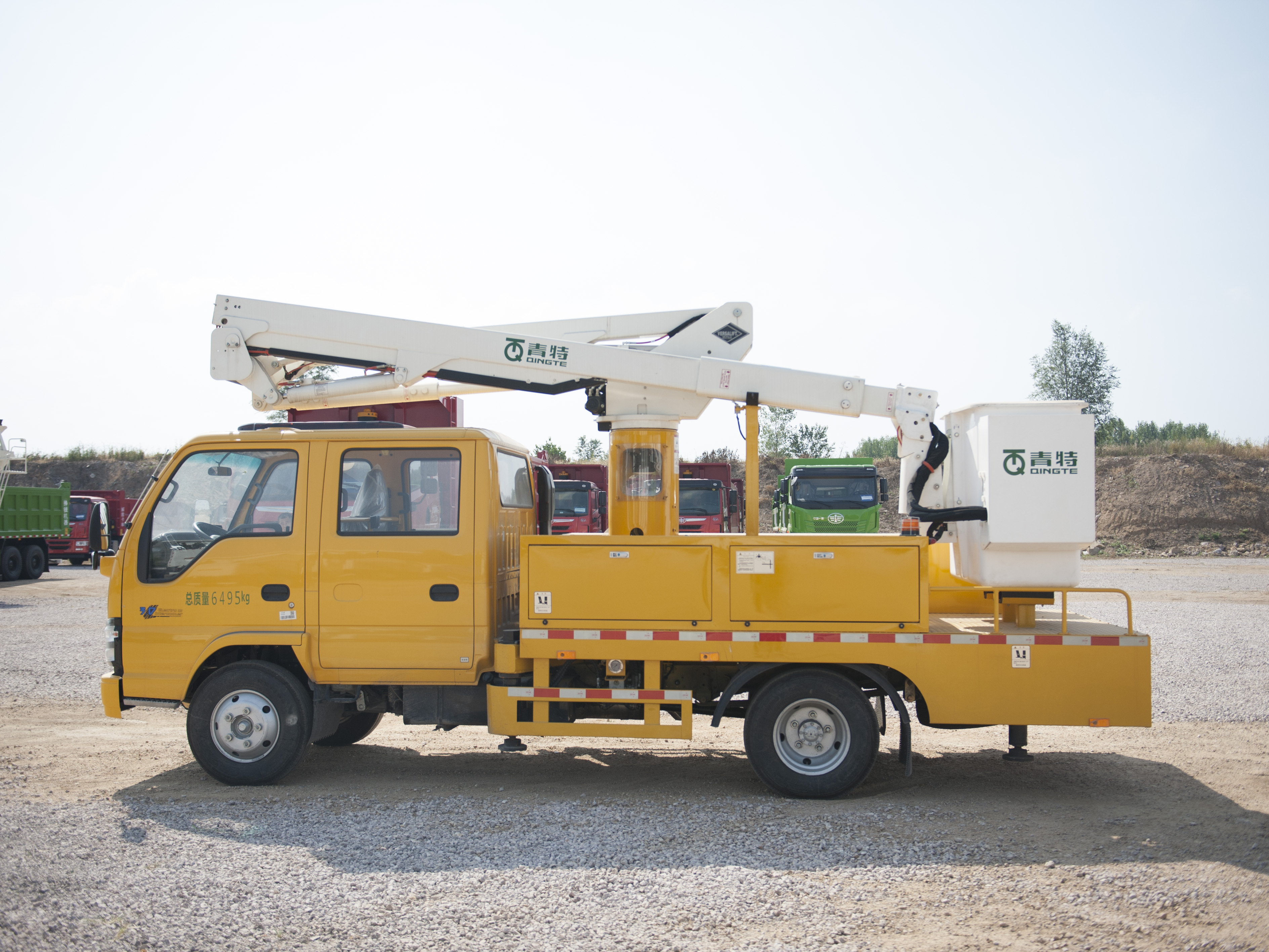14米絕緣（yuán）鬥臂車QDT5066JGKJ6