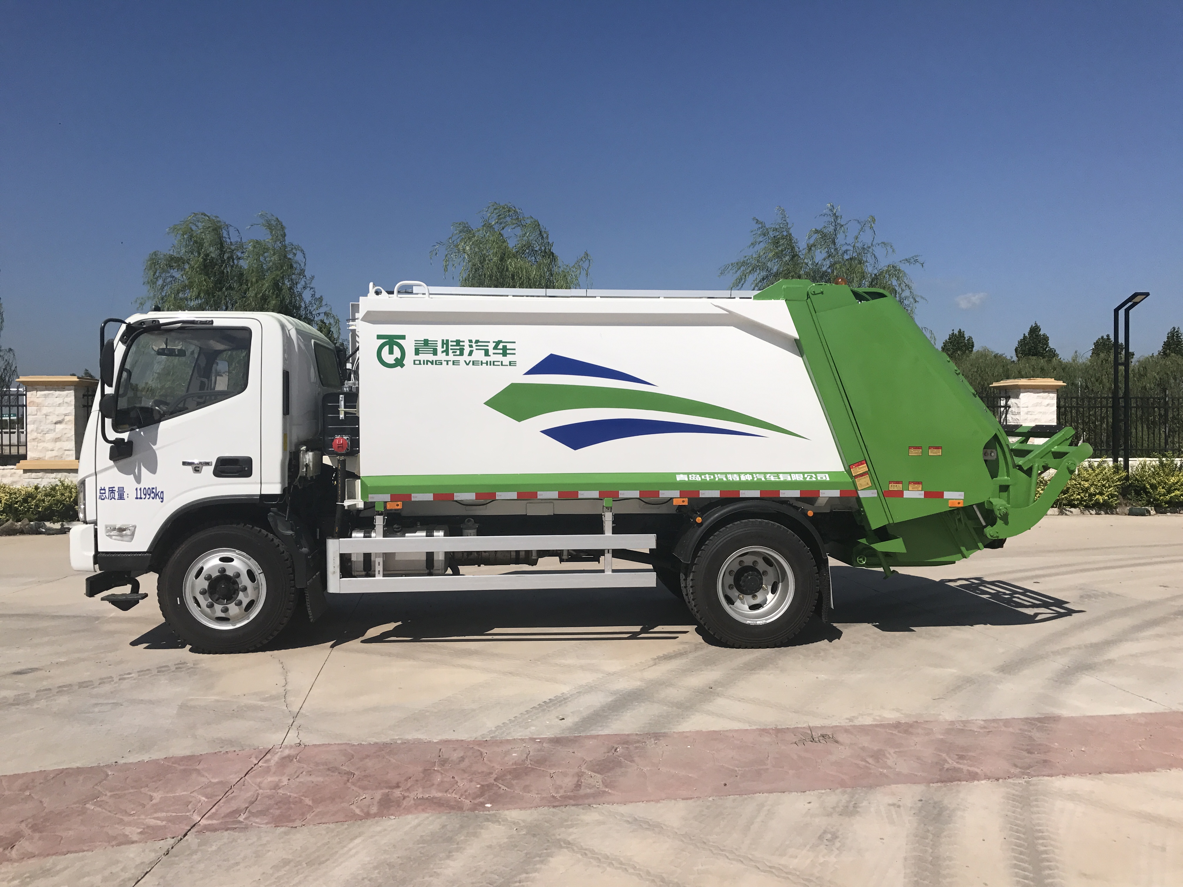 壓縮式垃圾車（9方）QDT5120ZYSA6